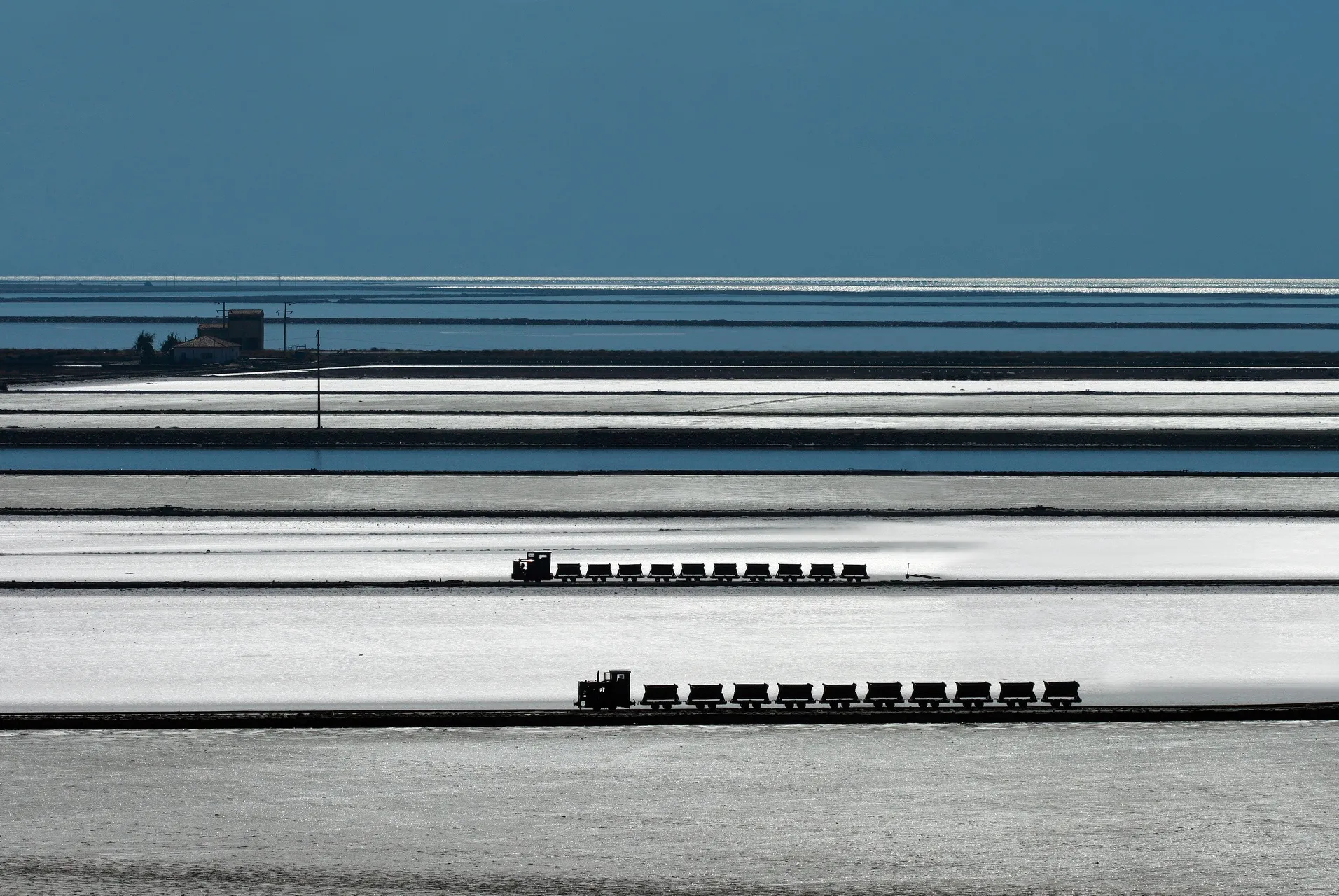 Geçmişin sesini bugüne taşıyan bir köşe.